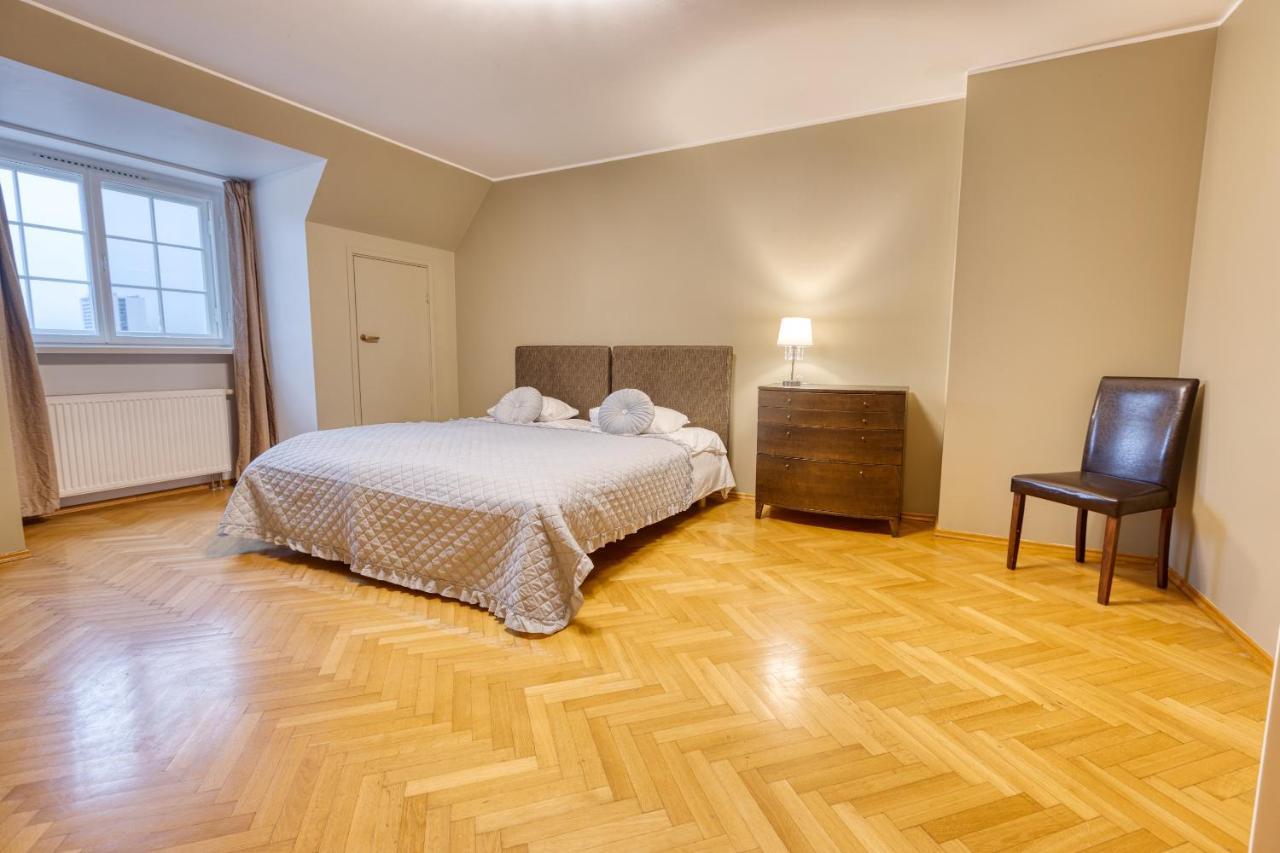 טאלין Historic Residence Apartments At Old Town מראה חיצוני תמונה