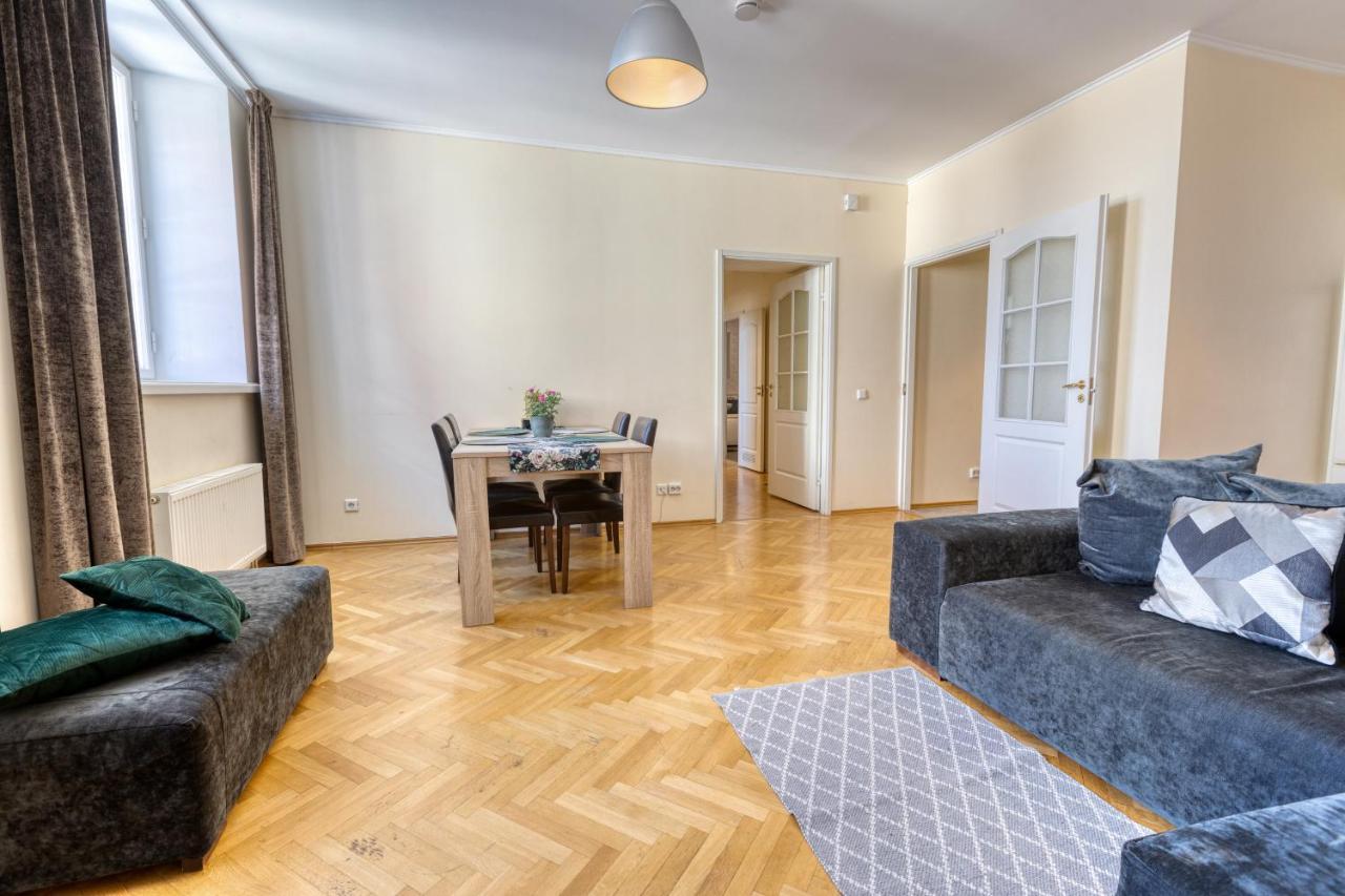 טאלין Historic Residence Apartments At Old Town מראה חיצוני תמונה